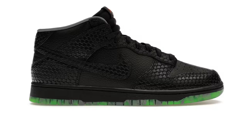 Nike dunk mid Halloween headless Horseman