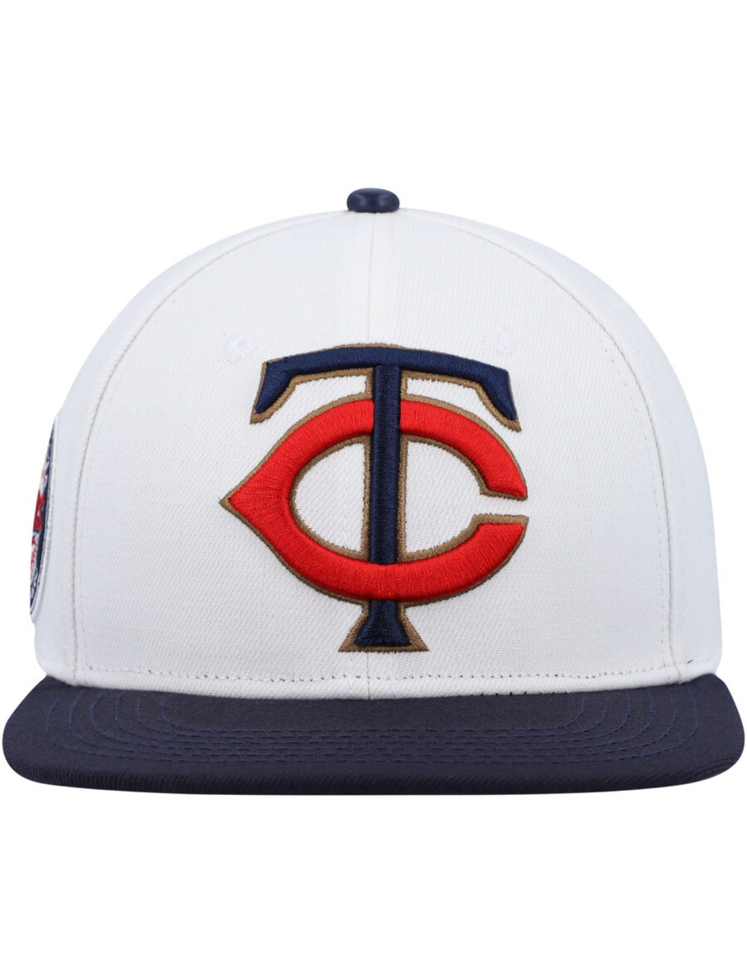Minnesota Twins white snapback hat