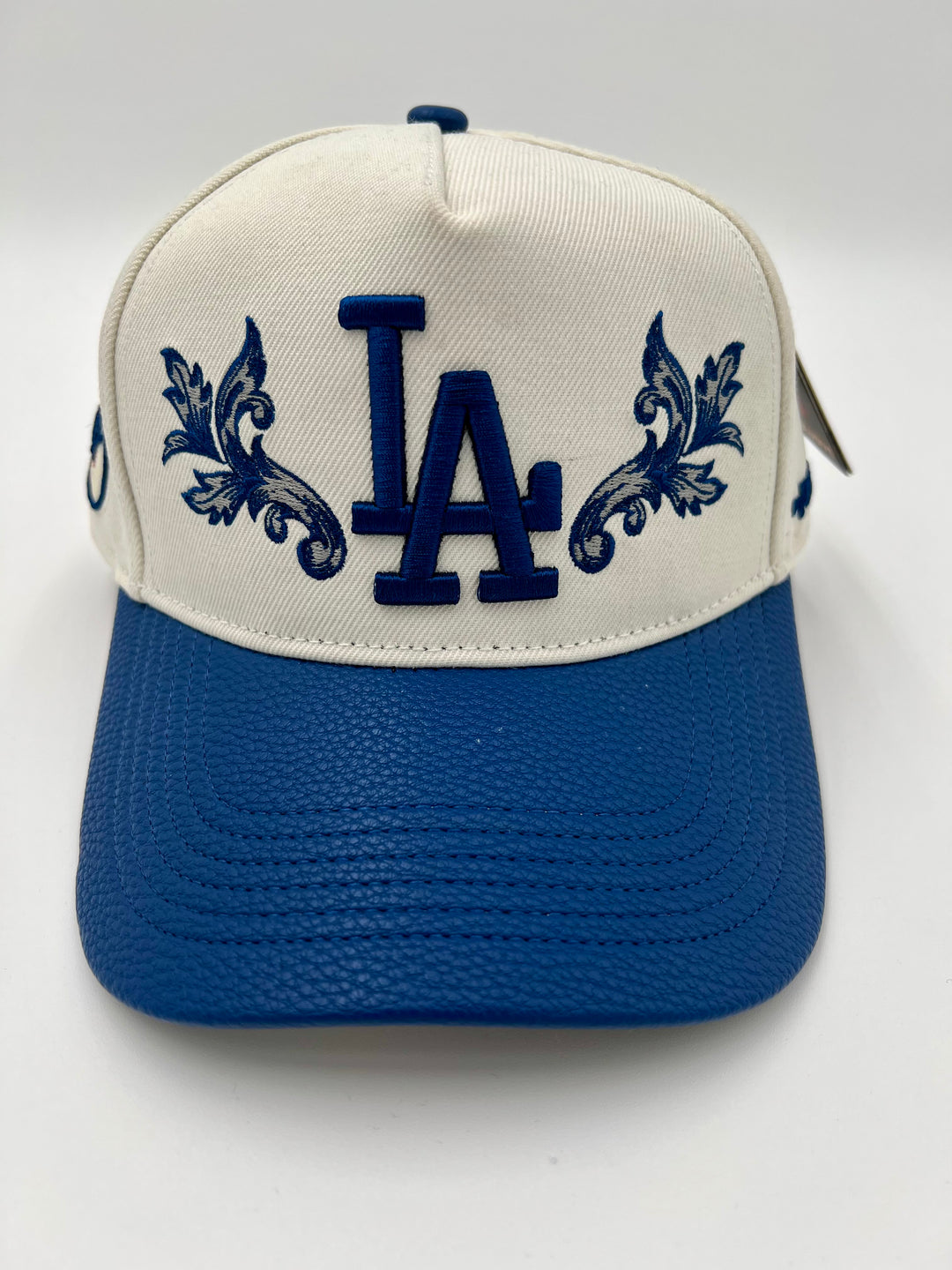 Los Angeles Dodgers Pinched Brim Snapback Hat ￼