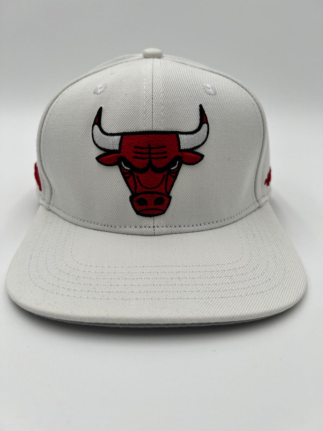 Chicago Bulls Classic Logo SnapBack Hat