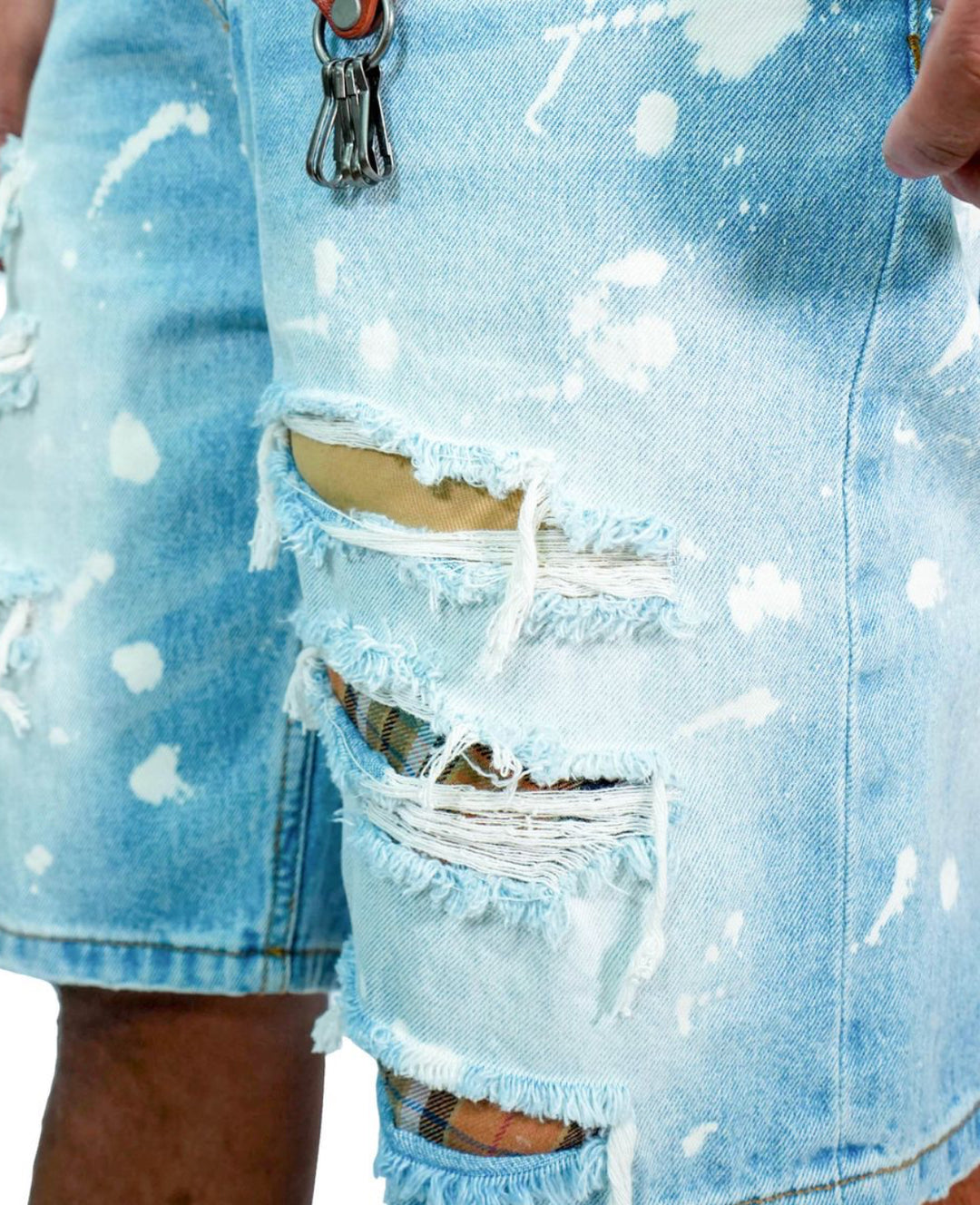 Triple crossed shorts