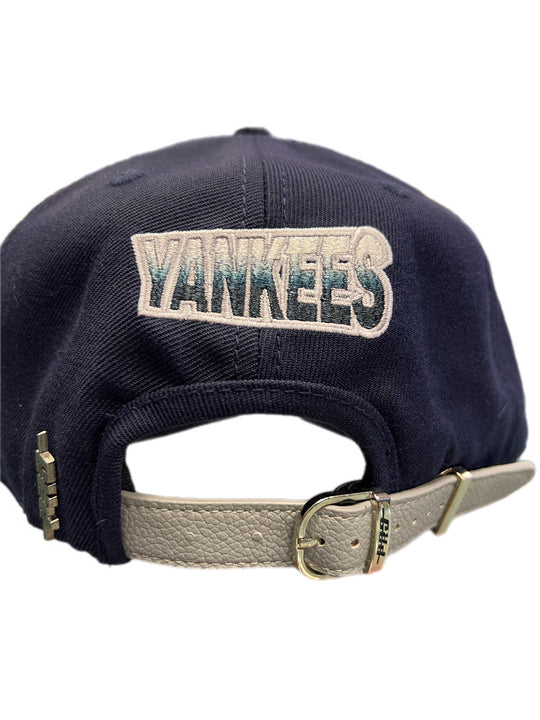 NY Yankees pinch front leather SnapBack