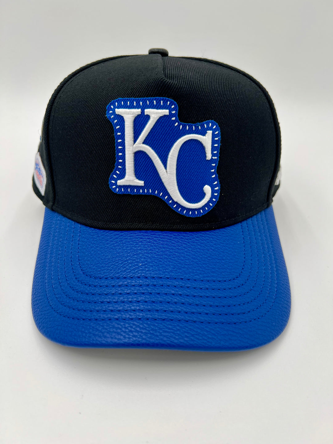Kansas City Royals Pinched Brim Snapback Hat ￼