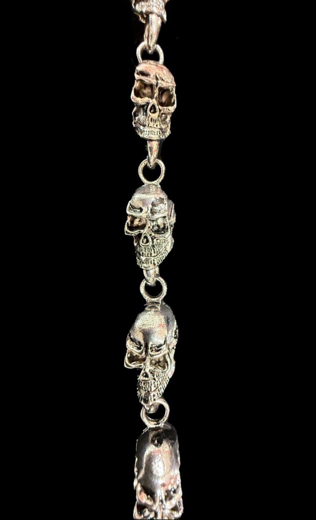 Skulls chain